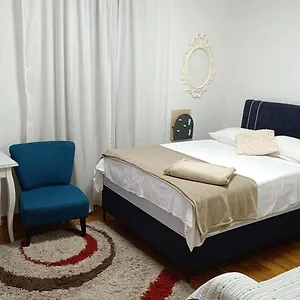 https://apartment-split-stone-house.splithotels.org